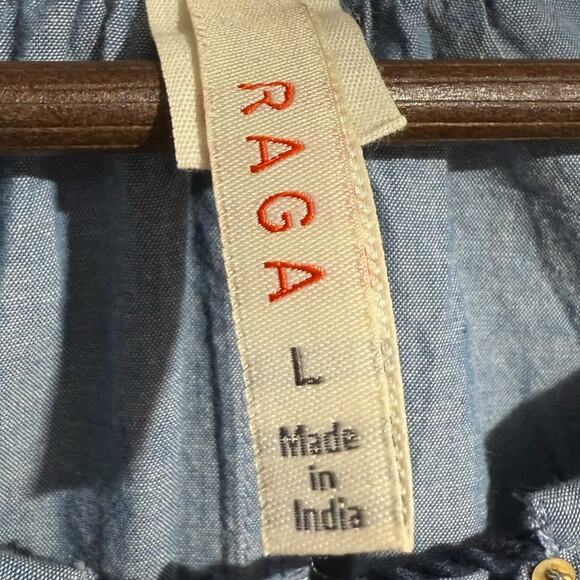 Raga Anthro Paityn Boho Chambray Tunic with emboidery and beaded sequins  large - Picture 6 of 8